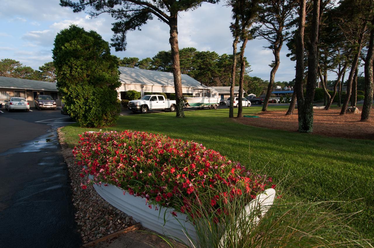 Southfleet Motor Inn Wellfleet Exterior photo