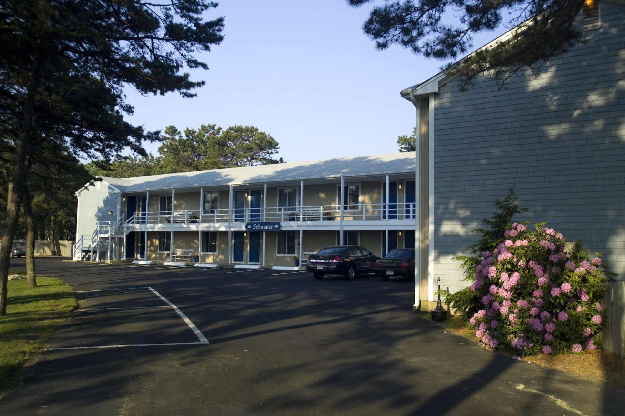 Southfleet Motor Inn Wellfleet Exterior photo